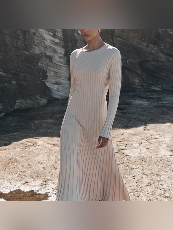 DISSH Dresses & Skirts - Dissh Ribbed Long Sleeve Maxi Dress in Light Beige